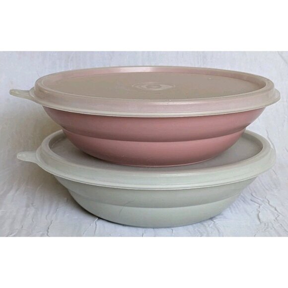 2 Tupperware Cereal Bowls with Lids Storage Containers Pink Blue Vtg Retro Set - Picture 14 of 14